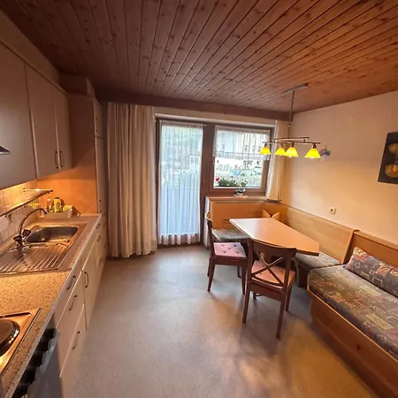 Δωμάτια σε οικογενειακή κατοικία Haus Claudia *